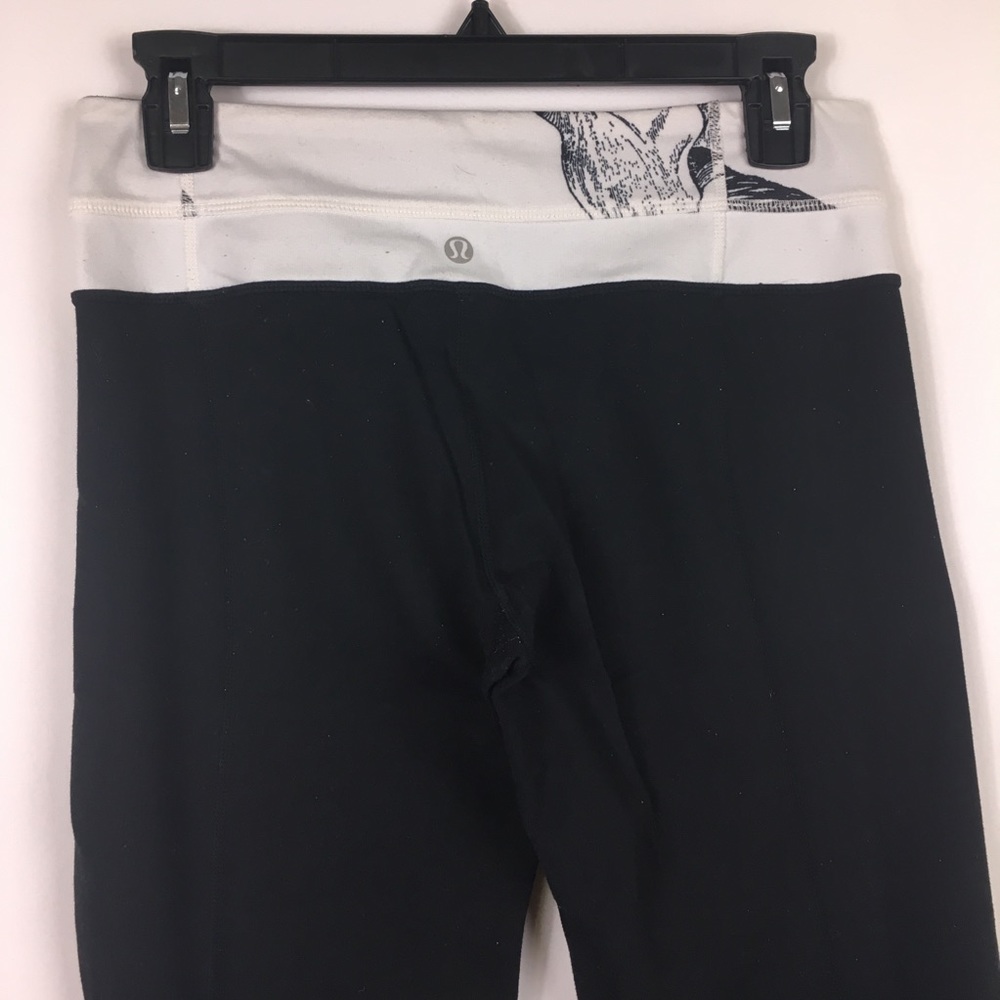 Lululemon black yoga pants - Picture 4 of 8